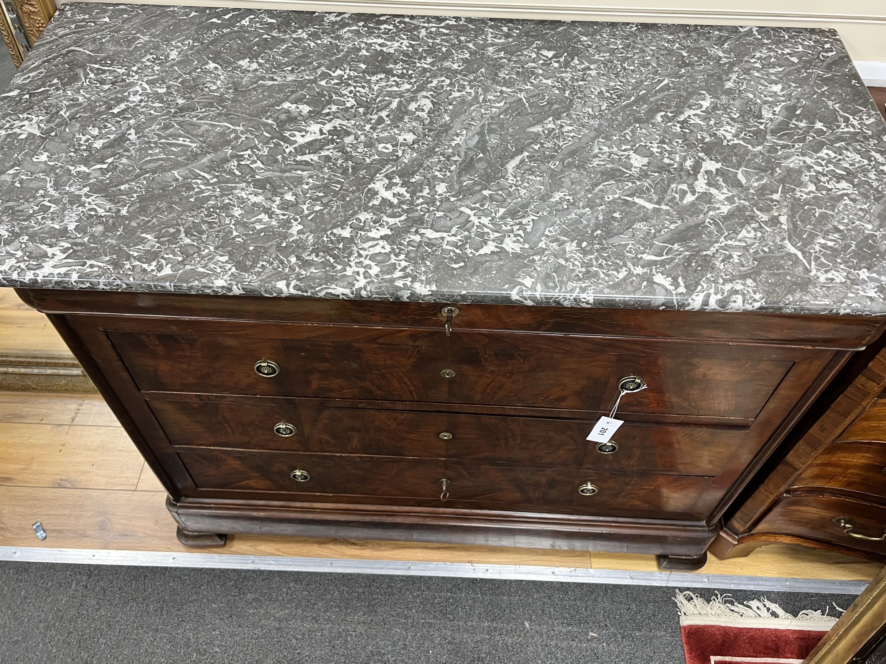 A 19th century French mahogany marble top commode, width 121cm depth 56cm height 94cm